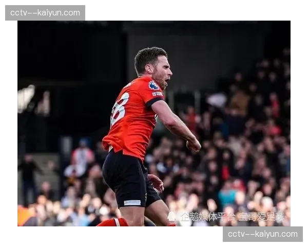 英超33轮激战正酣，争冠保级形势日趋白热化