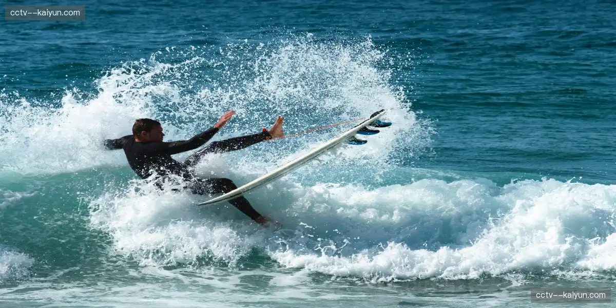 📱 赛事数据实时同步,全局掌控如运筹帷幄,专业观赛更带感!🧠